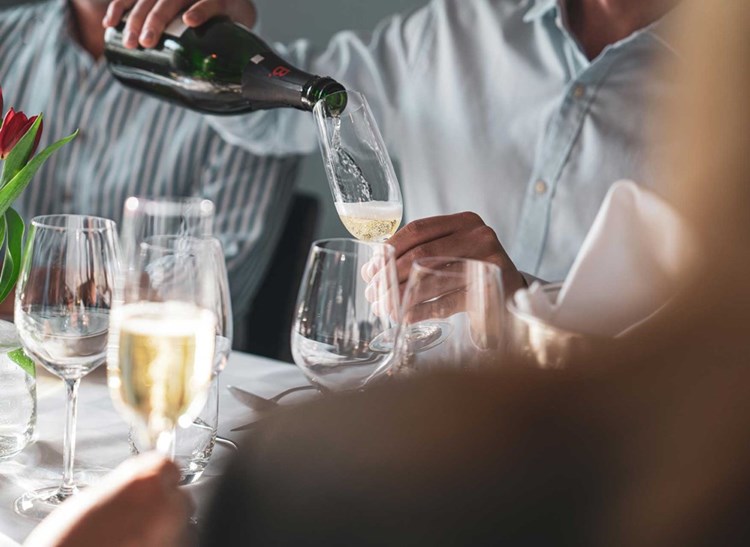 Mat & dryck på Fågelbro Säteri